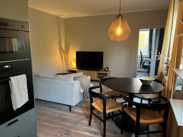 Charlottenburgsvägen, Solna