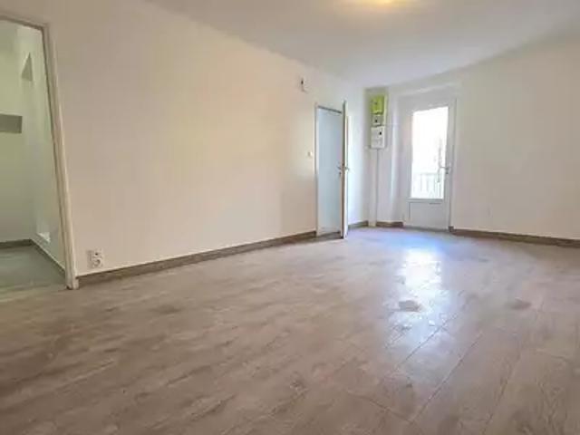 Charleval 13350 Achat / Vente appartement 3 pièces t3