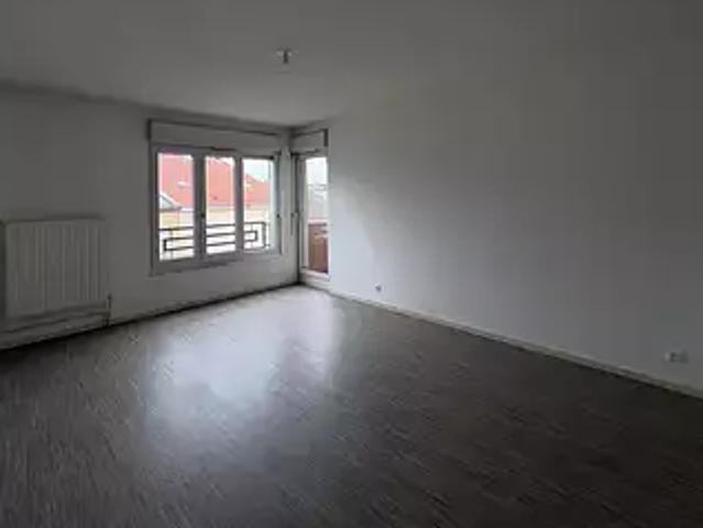 Charleville Mézières 08000 Location appartement 4 pièces t4
