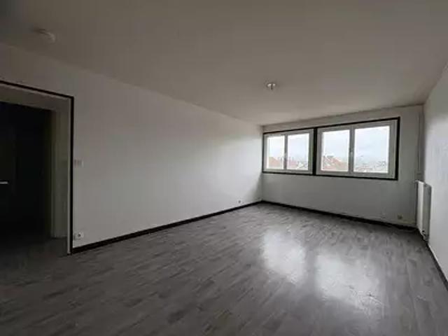 Charleville Mézières 08000 Location appartement 3 pièces t3 balcon