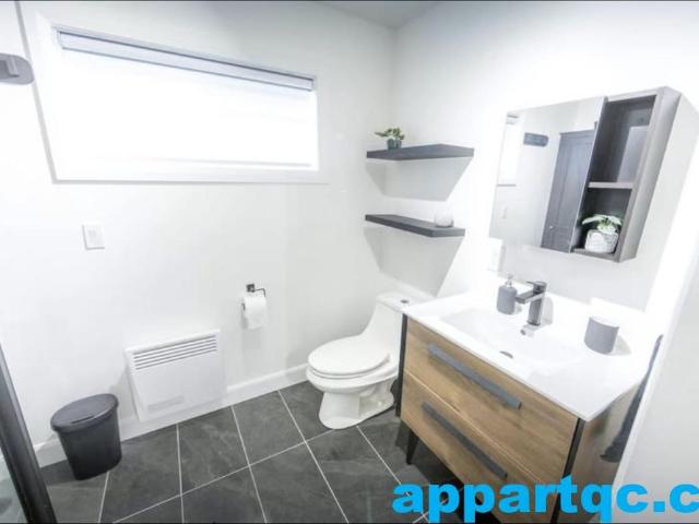 Charlesbourg – Grand logement 3 et 1/ 2 meublé et tout inclus à louer