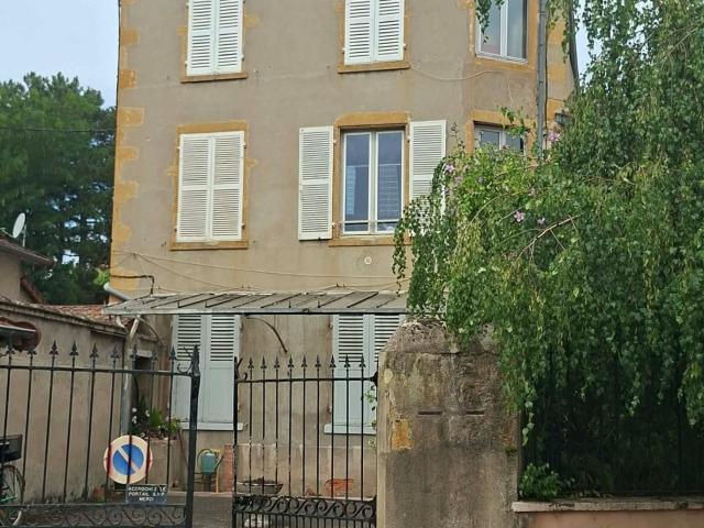 Charlieu Location Appartement 42