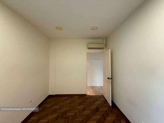 Charlton Corner D19, Apartment