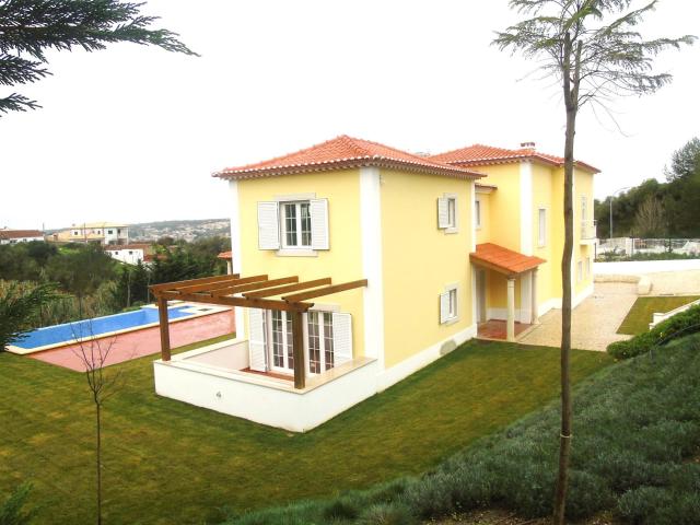 Charmosa moradia a estrear, 4 suítes, piscina, em zona tranq. 380m² Sintra Santa Maria E São Miguel