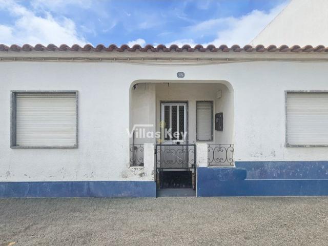 Charmosa Moradia T2 numa zona tranquila Barão de São João/La. 50m² Barão de são miguel