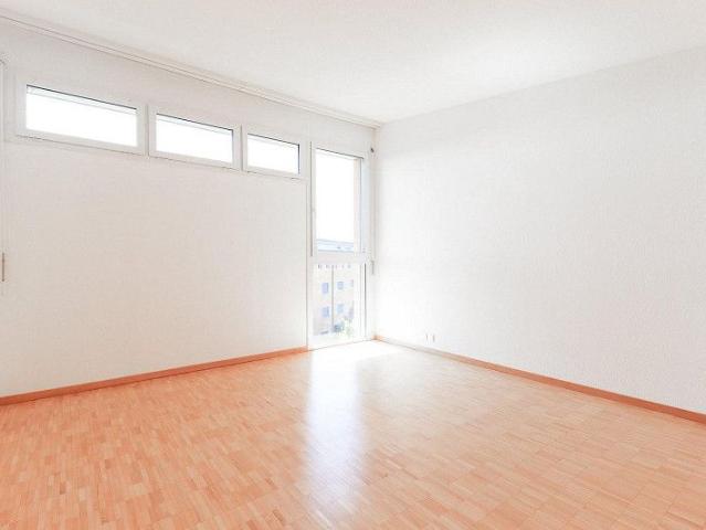 Charmant 4.5 pièces en triplex dans un cadre verdoyant