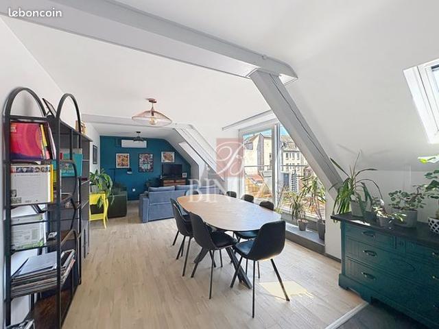 Charmant 4P duplex avec terrasse entièrement refait à neuf