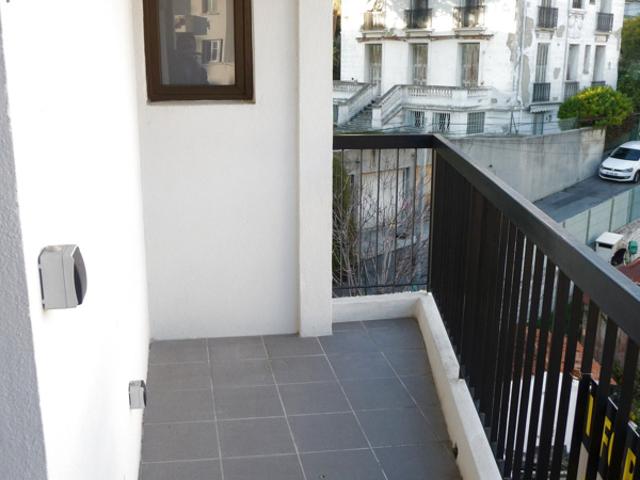 Charmant 2 pièces avec balcon et parking Secteur calme