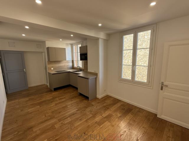 CHARMANT 2P PROXIMITE IMMEDIATE DE MONACO