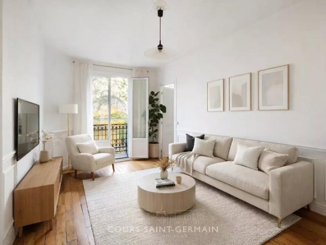 Charmant 3 pièces traversant avec balcon – Avenue Stephen Pichon Paris 13e