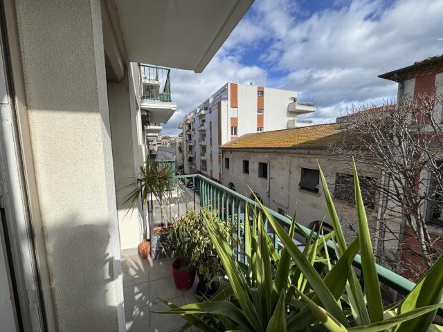 Charmant T3 avec balcons en coeur de ville 48m² Sète