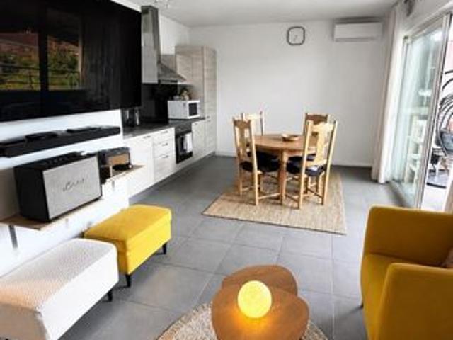 Charmant T3 avec terrasse et parking