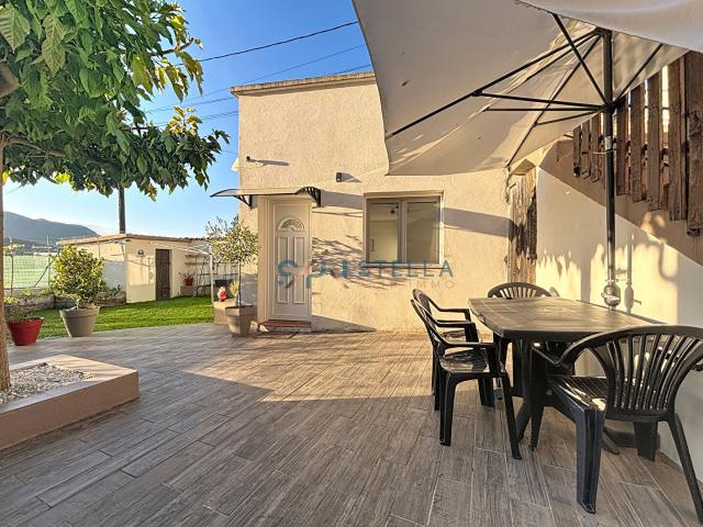 Charmant T1 meublé avec terrasse et jardin Afa