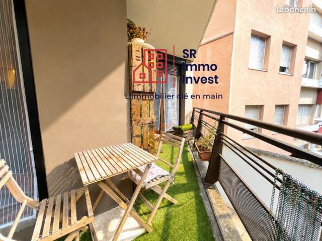 Charmant T2 43m2 – garage box, balcon de 8 m² Villeurbanne Gratte Ciel