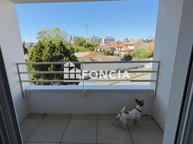 Charmant t2 avec balcon et parking au pied du tram