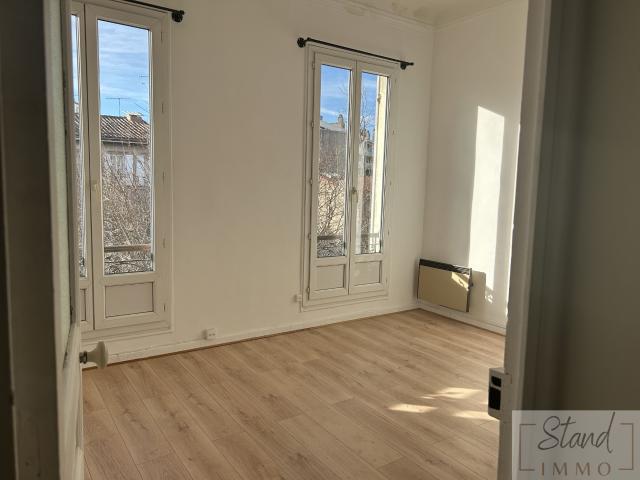 Charmant T2 ensoleillé proche Timone