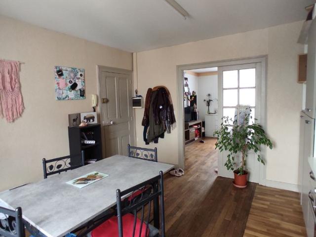 CHARMANT T2 MEUBLE DE 32 M2