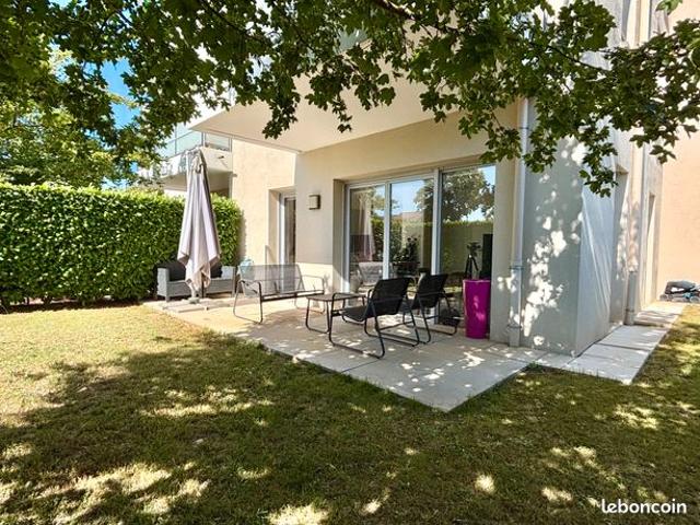 Charmant appart rdc avec jardin et garage