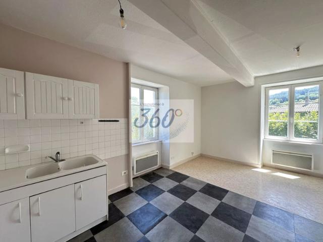 Charmant appartement 2 pièces à Deux Grosnes