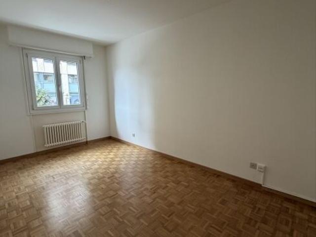 Charmant appartement 2 pièces au rez de chaussée à Montreux