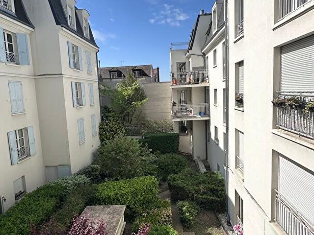 Charmant appartement 3 pièces à louer au coeur de Saint Germain en Laye