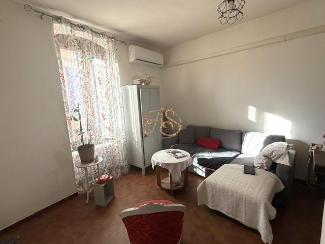 Charmant appartement T2 Centre ville de Saint Gilles