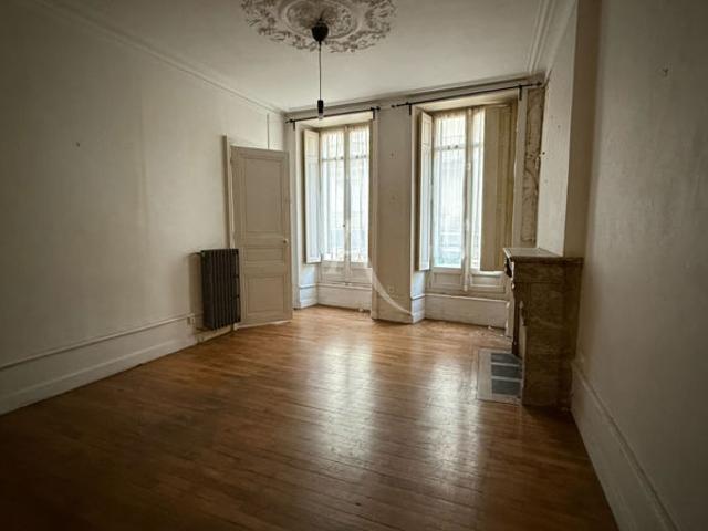 Charmant appartement à rénover Quartier Decré