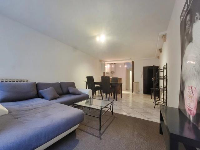 Charmant appartement au coeur du centre ville de Nevers à proximité des places St Sébastien et Mancini
