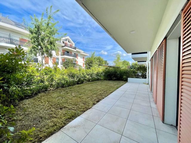 Charmant appartement de 2.5 pièces neuf avec terrasse et jardin | dreamo. Ch