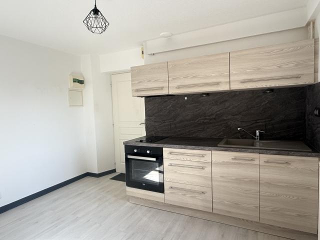 Charmant appartement de type F2 en hyper centre