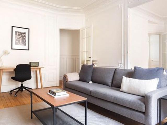 Charmant Appartement Deux Chambres à Paris