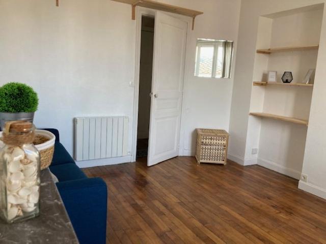 CHARMANT APPARTEMENT EN CENTRE VILLE PROCHE GARE