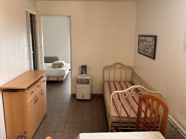 Charmant appartement F1 avec patio et cave