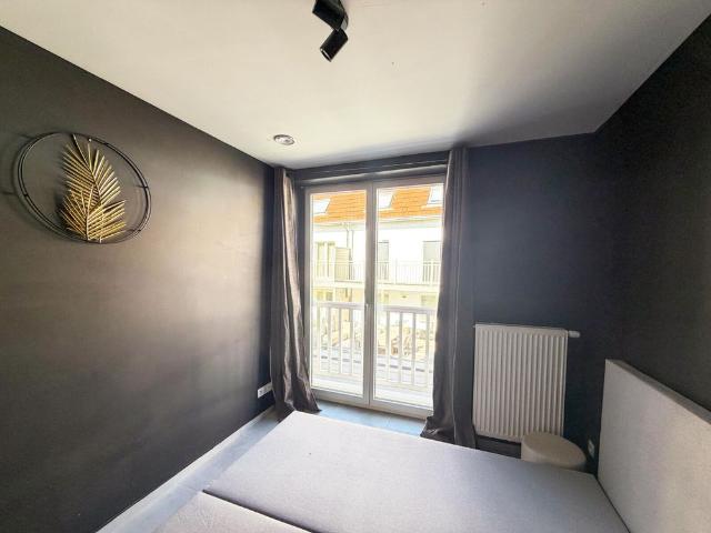 Charmant appartement met zonnig terras in het hart van Duinbergen