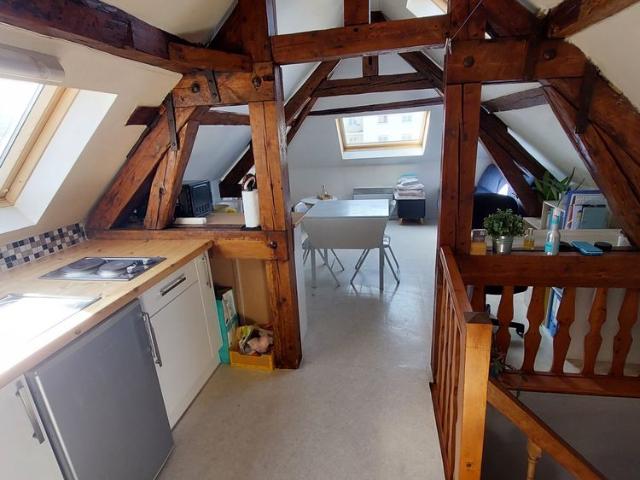 CHARMANT APPARTEMENT MEUBLÉ 2 PIECES