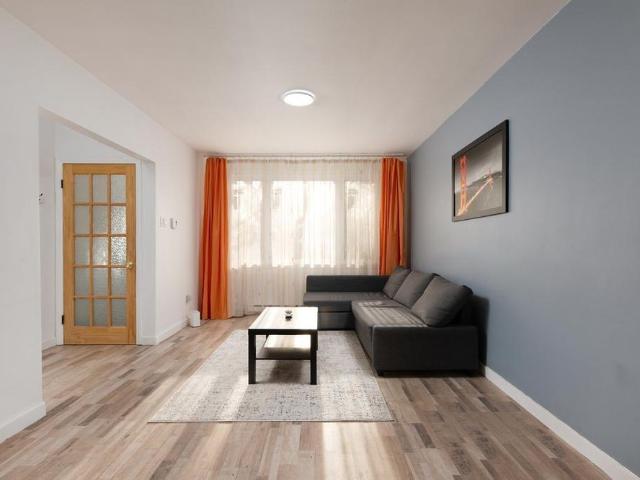 Charmant Appartement Meublé à Louer à Greenfield Park Emplacement Idéal et Confort Assuré !