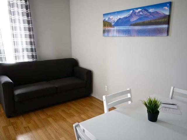 Charmant Appartement Spacieux Et Bien Si