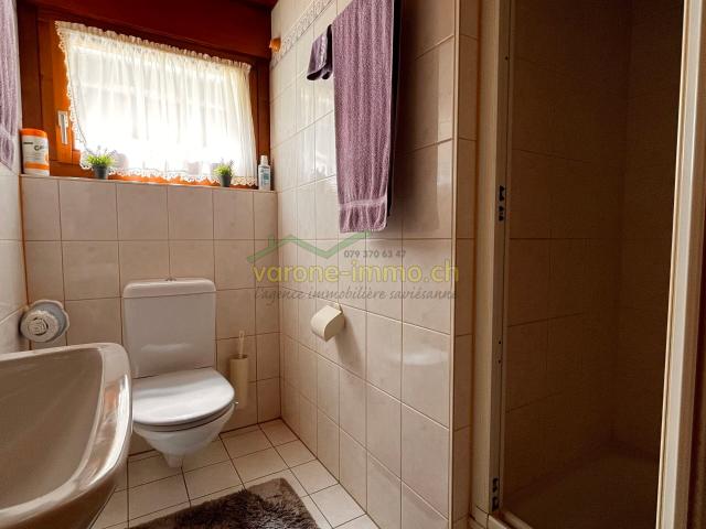 Charmant Chalet à Briey/Chalais Un véritable Havre de Paix | dreamo. Ch