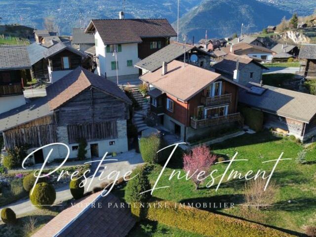 CHARMANT CHALET DE 4,5 PCES AVEC DÉPENDANCES NAX