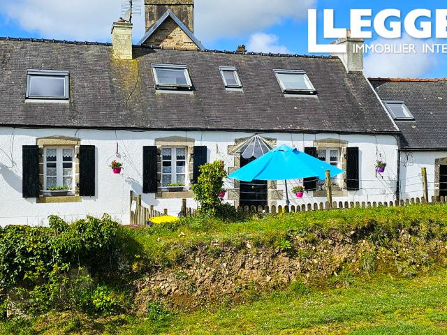 Charmant cottage de deux chambres dans un village à seulement 20 minutes de Morlaix et 30 minutes de la côte
