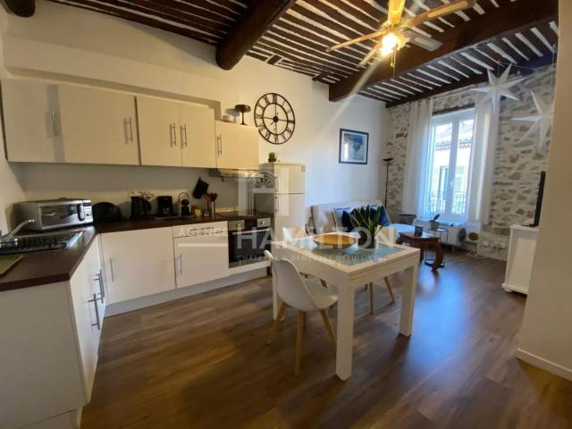 Charmant deux pièces au coeur du vieil Antibes, à quelques pas de