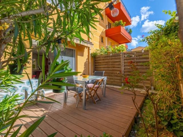 Charmant duplex 3 pièces avec terrasse et parking – Menton centre