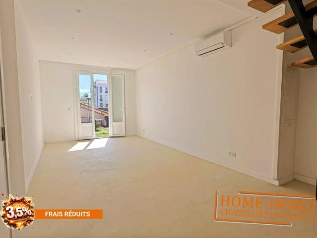Charmant duplex 3 pièces entièrement rénové – Antibes, à deux pas du centre ville