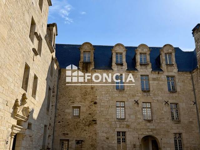 Charmant Duplex chargé d'histoire au coeur du Quartier de Locmaria