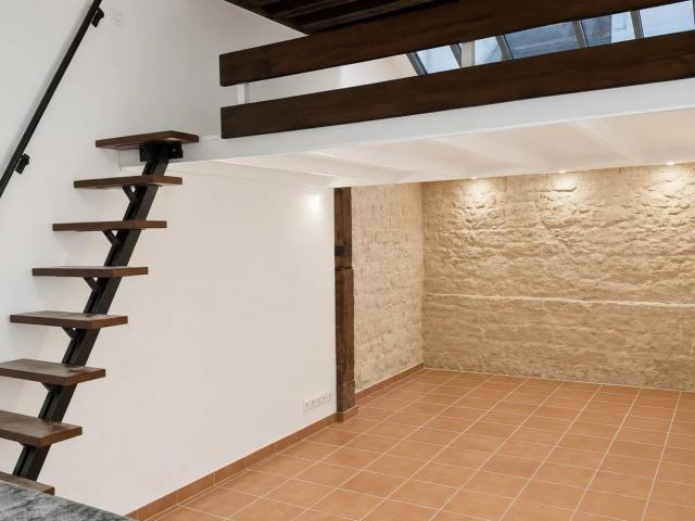 Charmant duplex atypique au cœur de Paris