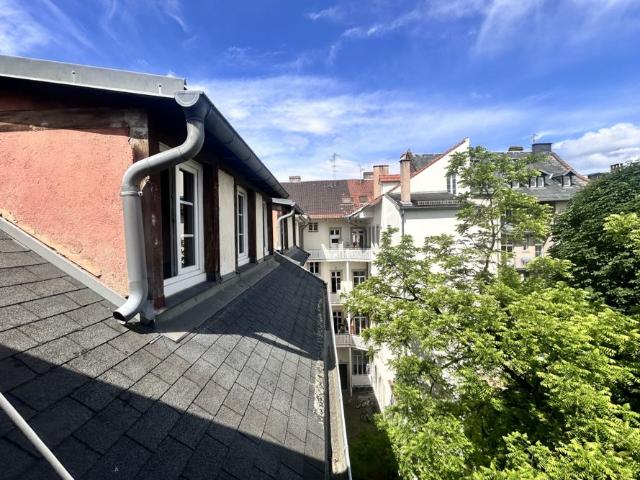 Charmant duplex meublé Avenue de la Liberté Dernier étag