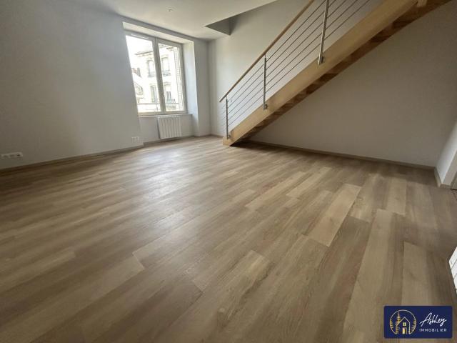 Charmant duplex T2 entièrement refait à neuf