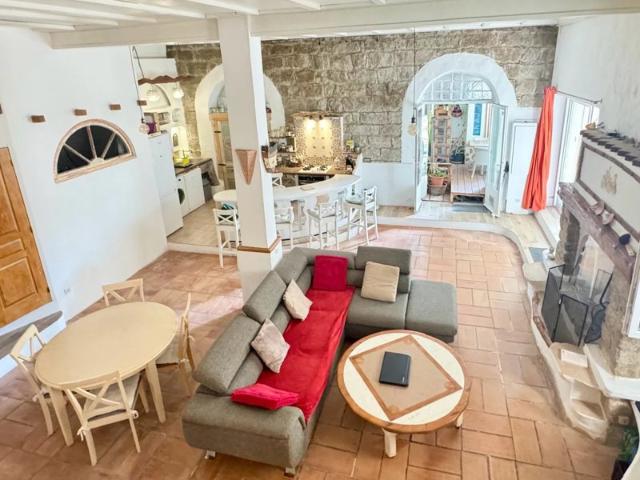 CHARMANT DUPLEX T4 ATYPIQUE CENTRE VILLE PROPRIANO