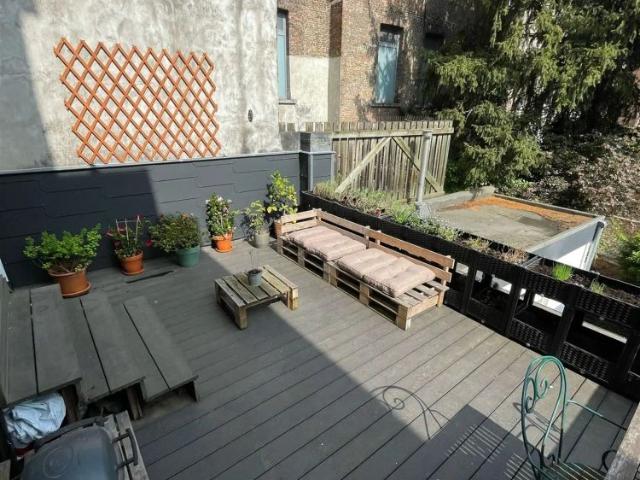 Charmant en lichtrijk app. met ruim terras in hartje Mechelen