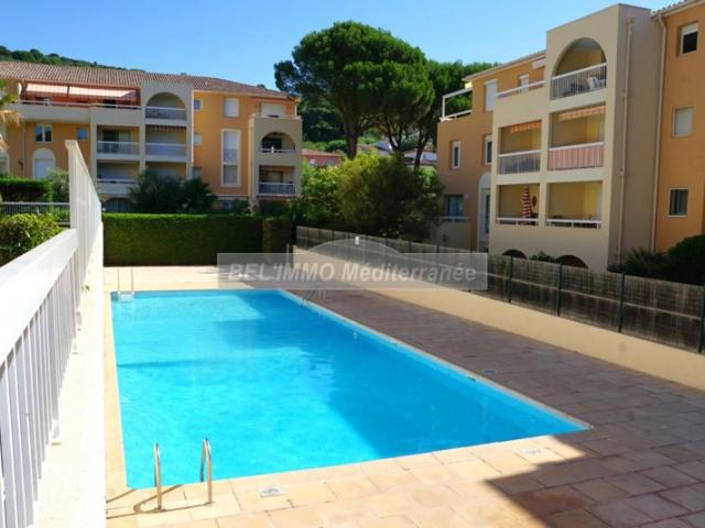 Charmant F2, Terrasse, Parking et Garage